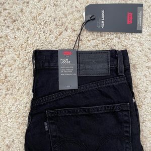 Levi’s Premium High Loose Women’s jeans